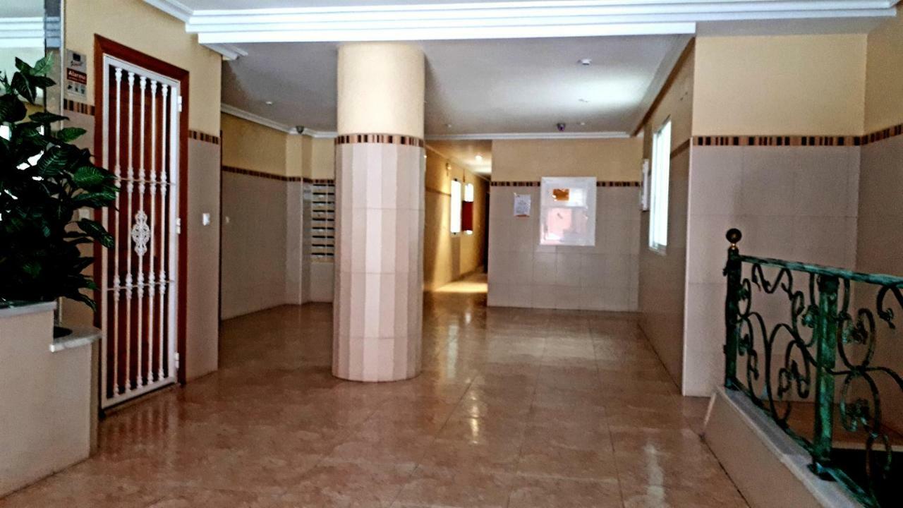 Jose Hurtado Apartamento Torrevieja Buitenkant foto